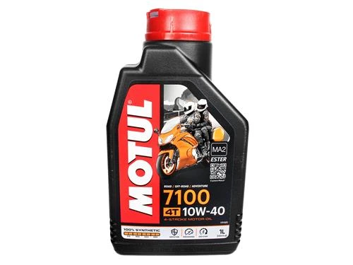 Полусинтетическое моторное масло Motul 7100 4T 10W40