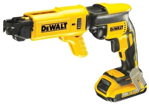 Аккумуляторный шуруповерт DeWALT DCF620D2K